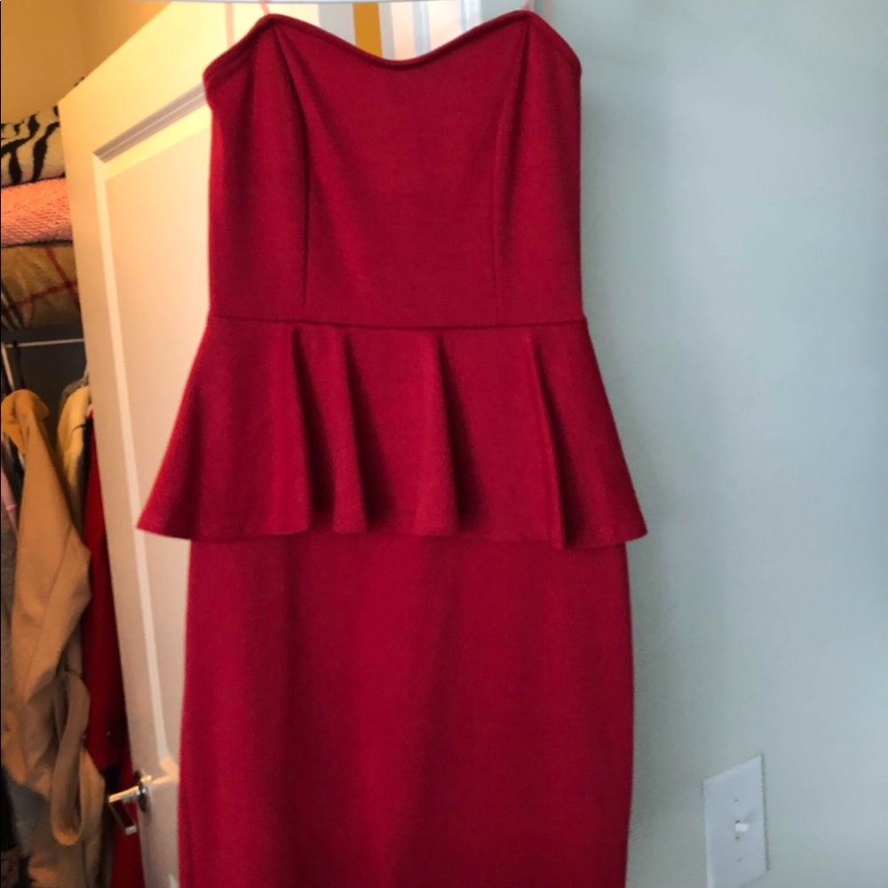 Red peplum dress strapless